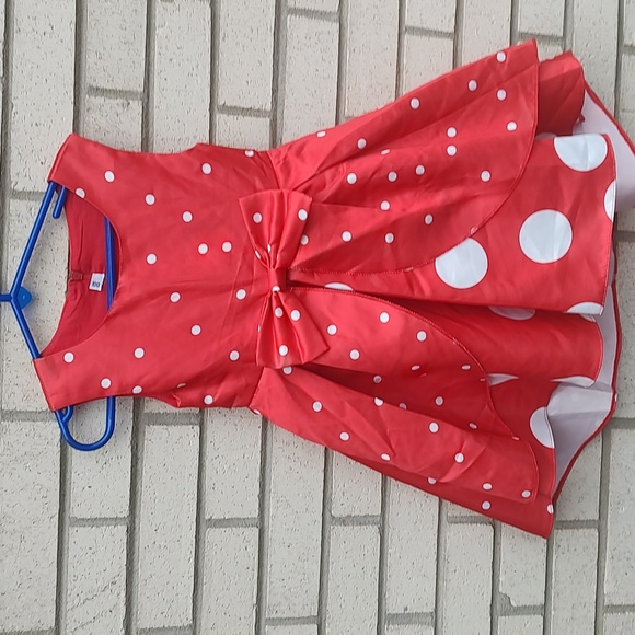 Red/White Dress - Picture 7 of 11